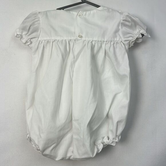 Pastels white bubble romper with bib collar and embroidery EUC size 0-3 m - Picture 7 of 9